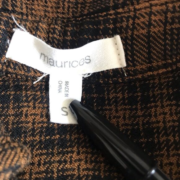 Maurices Womens Button Down Flannel Top S Brown Black Plaid Rayon Shirt Pocket - Picture 3 of 9